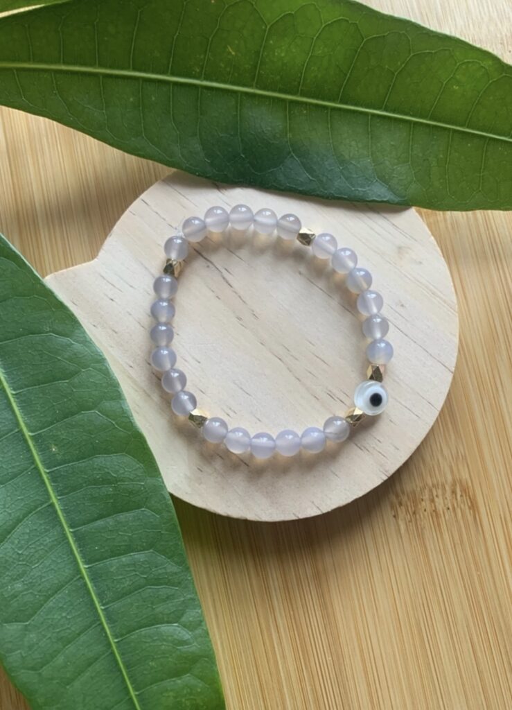 protective evil eye grounding gray agate bracelet
